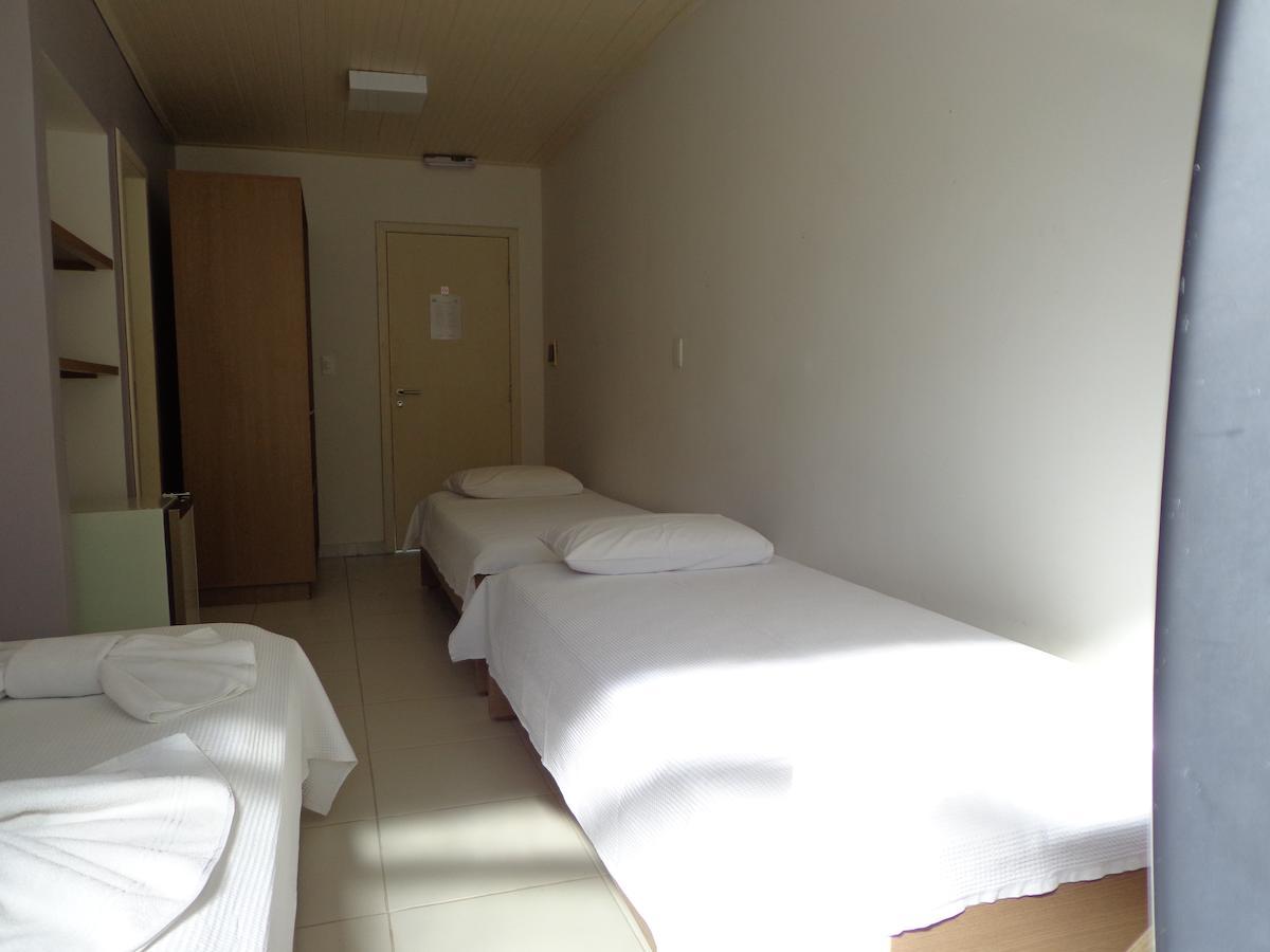 Hotel Abrolhos Nova Viçosa Habitación foto